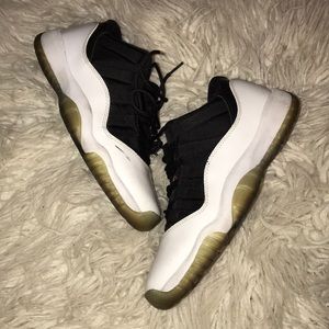 Air Jordan 11 Low